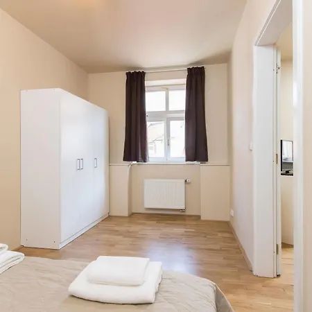 Apartment Picasso